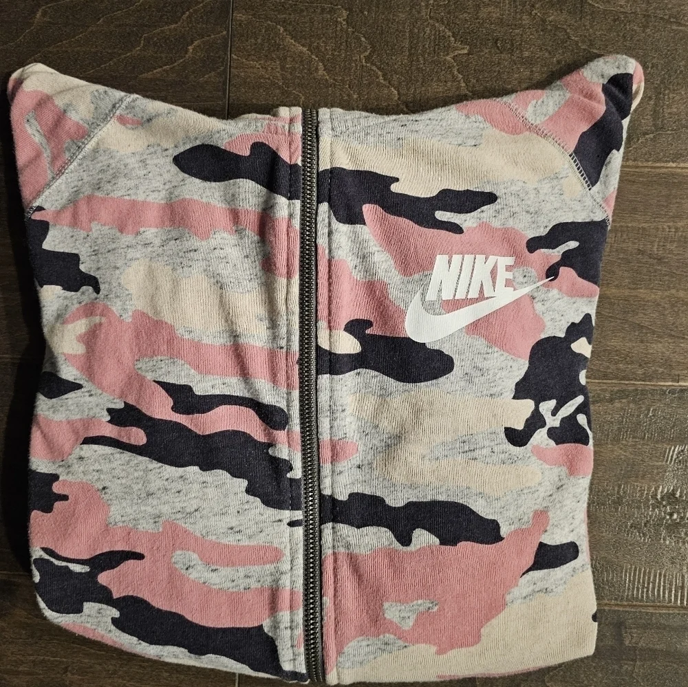 Nike Women's Camouflage Hooded Sweatshirt sz large